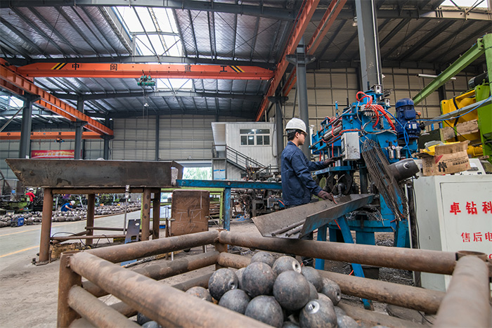 遵化螺栓球基准孔加工